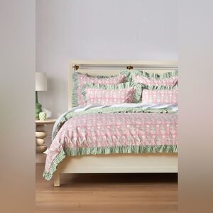 Anthropologie ELLEN MERCHANT COTTON COTTAGE RUFFLE DUVET Style 4540H735AA PINK